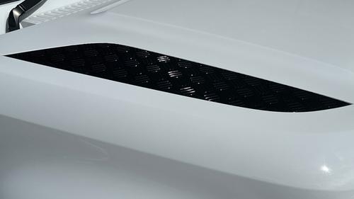 Land Rover Defender Photo autoimg-06460269d089c10f4524a50f373f23e39c558c49.jpg