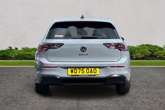 Volkswagen Golf Photo autoimg-0652988088d65461993d408ded4decf21e421793.jpg