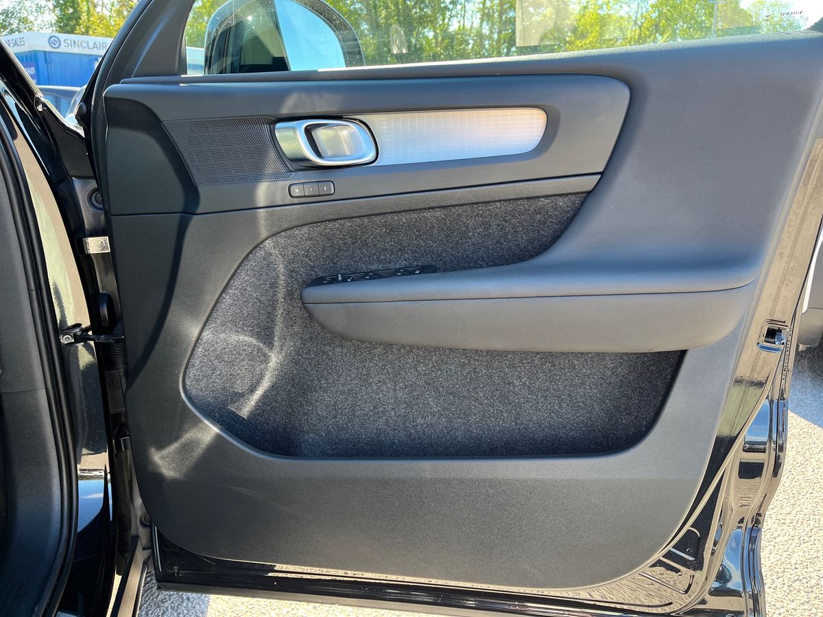 Volvo XC40 Photo 26