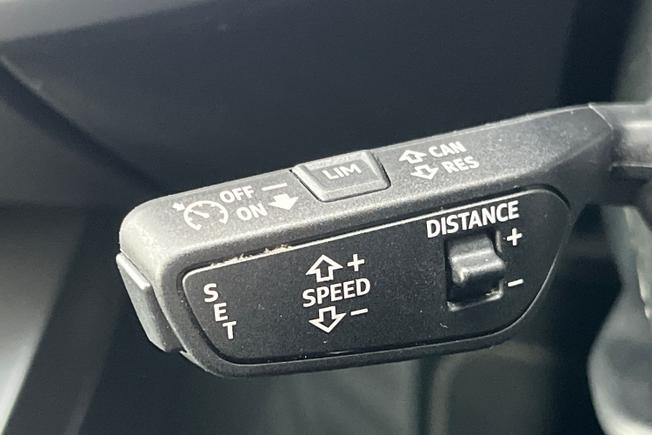 Audi S3 Photo 25