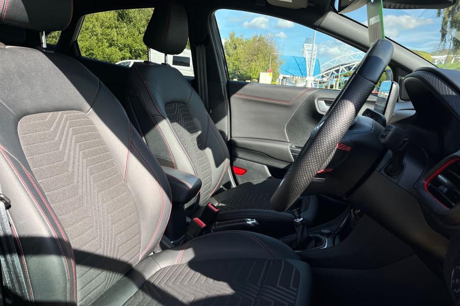 Ford Puma Photo autoimg-0656133419e922994e29c3f7ff4ad4006ed945a7.jpg