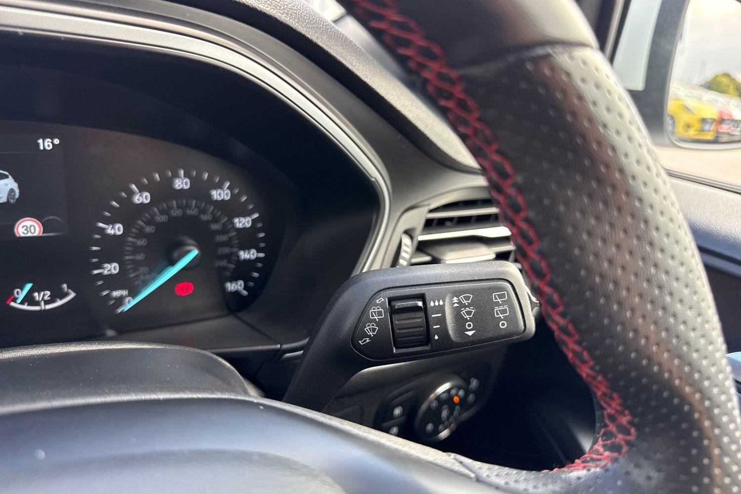 Ford FOCUS Photo 14
