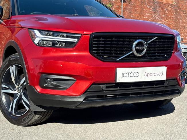 VOLVO Xc40 Photo 22