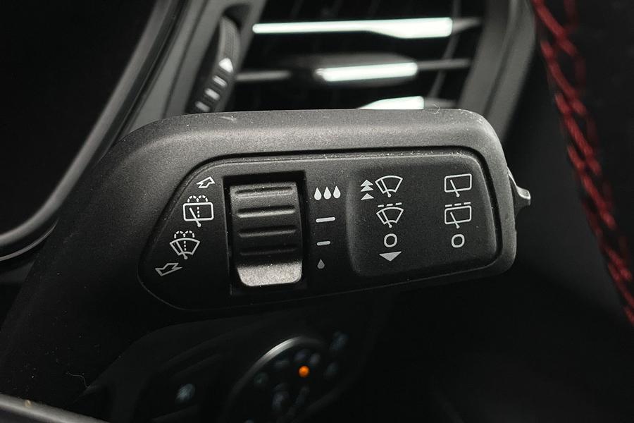 Ford Focus Photo autoimg-06614ab40948058fa015b4e938515ee983147be1.jpg
