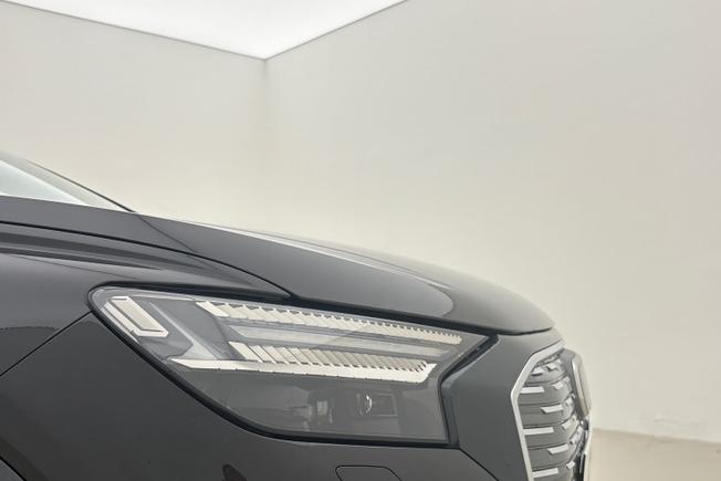 AUDI Q4 E-Tron Photo 19