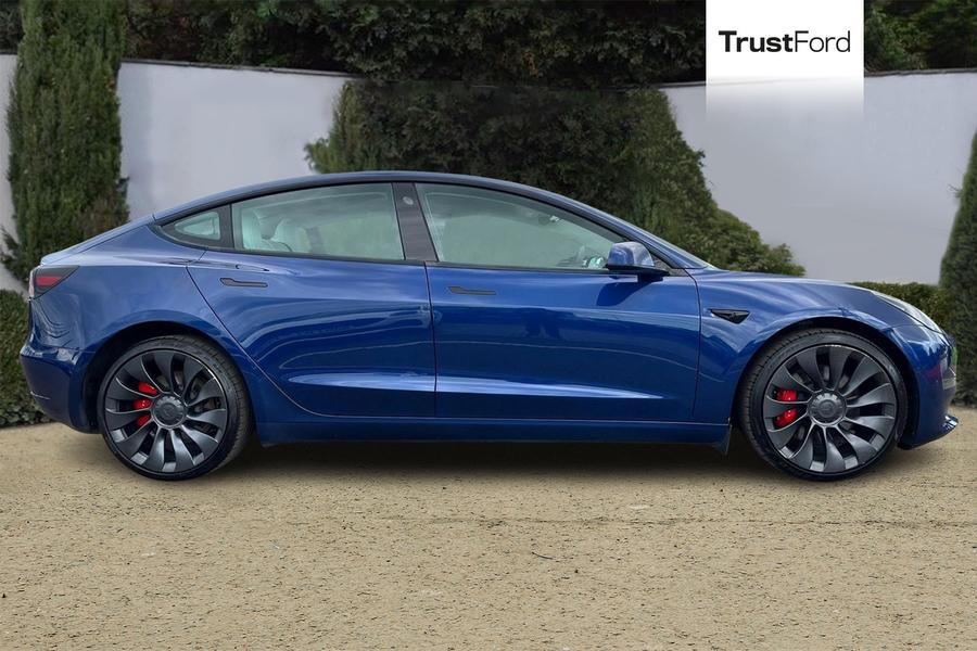 TESLA Model 3 Photo autoimg-066266605f4568049c8b15d761713af9d2dc3ffe.jpg