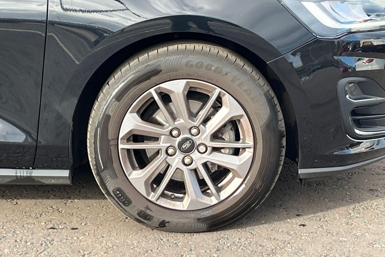 Ford FOCUS Photo 7