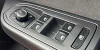 Volkswagen Golf Photo 16