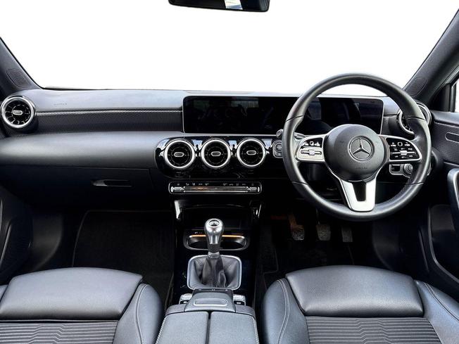 Mercedes-Benz A Class Photo 10