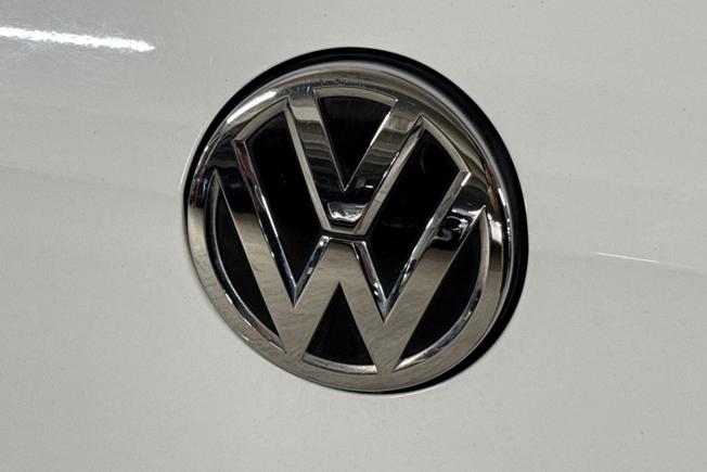 VOLKSWAGEN Golf Photo 35