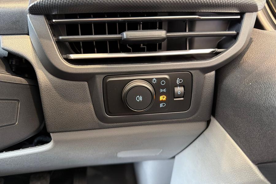 Ford TRANSIT CUSTOM Photo autoimg-066b96b508c497f526d5bc1a1a96b530cab6e135.jpg