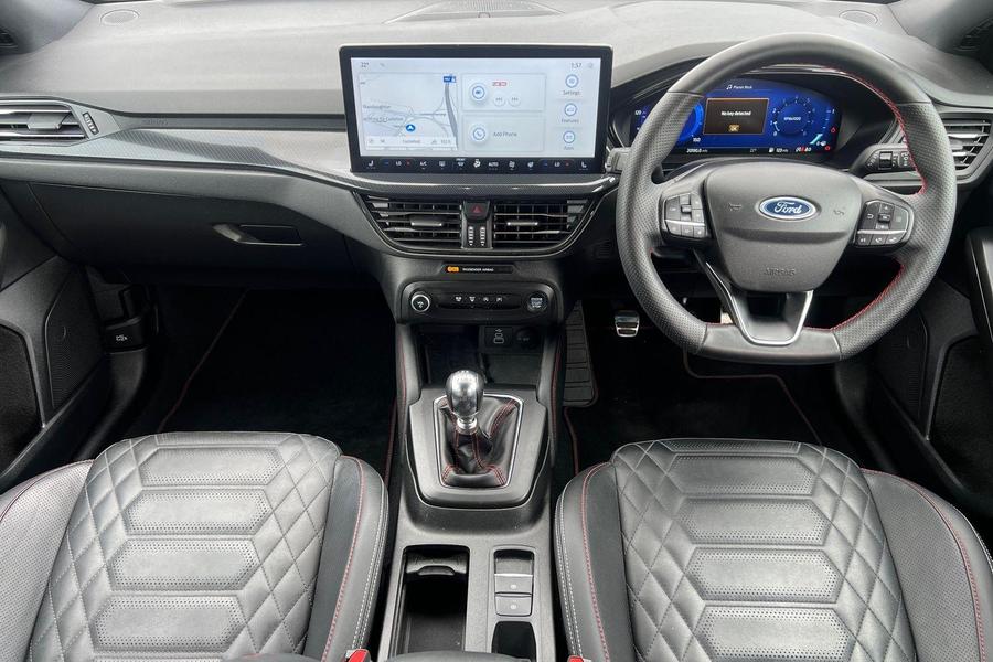Ford FOCUS Photo autoimg-066f41c6b71269dac1b1c2760a0bce025b775ebe.jpg