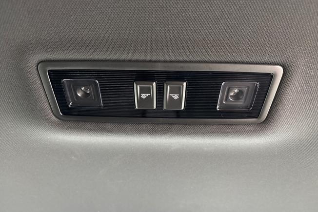 VOLKSWAGEN Taigo Photo 23