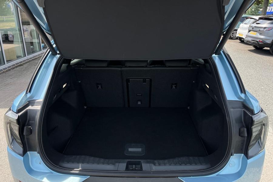 Ford EXPLORER Photo autoimg-067ab6f6edb616b8e4208a2f012e7266460e130e.jpg