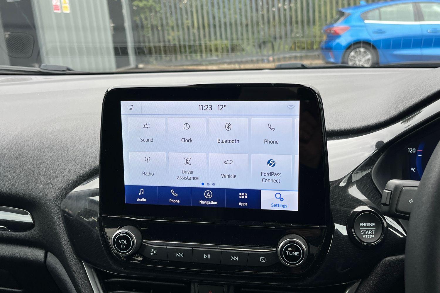 Ford FIESTA Photo 31