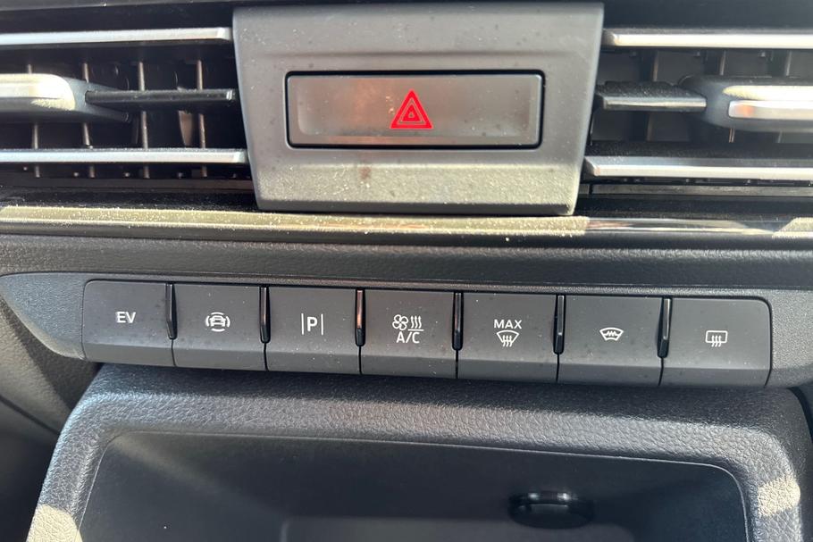 Used Ford TRANSIT CONNECT WR25DXT 38