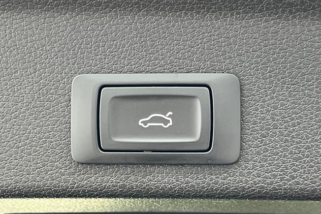 AUDI Q3 Photo 38