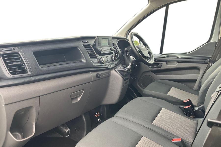 Ford Transit Custom Photo autoimg-0681759b71a735019e6b8248dc05ca2d9ee3efd6.jpg