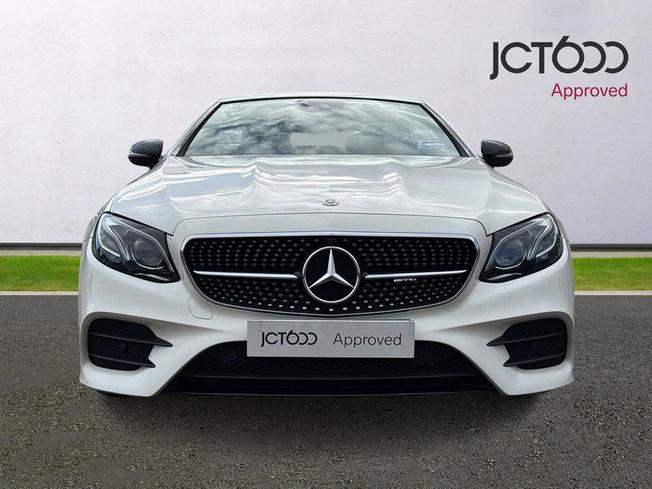 MERCEDES-BENZ E Class Photo 8