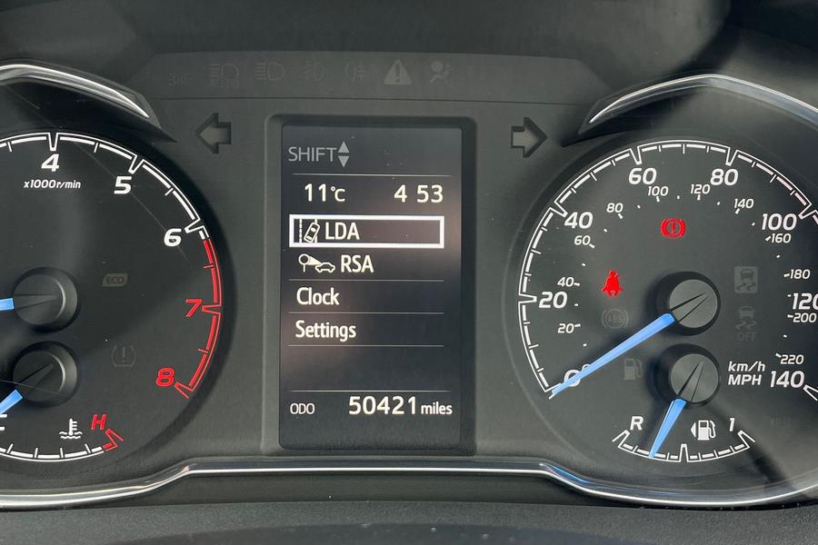 Toyota Yaris Photo autoimg-068368d5ad686d0cb6a96984413dc31a4047f1e8.jpg