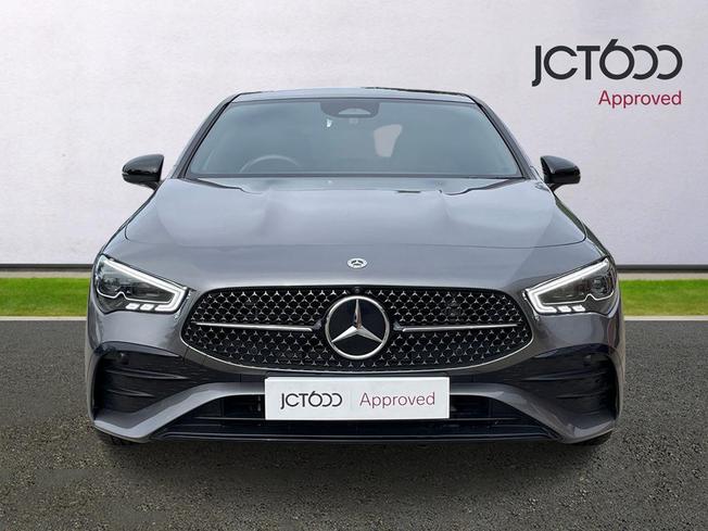 MERCEDES-BENZ CLA Photo 8