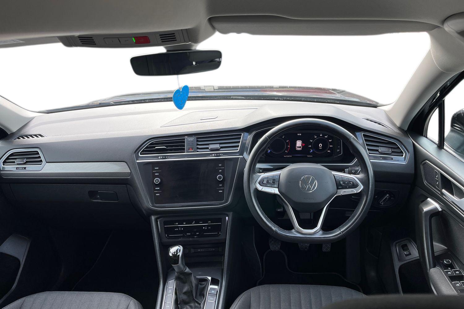 Volkswagen TIGUAN ALLSPACE Photo 9