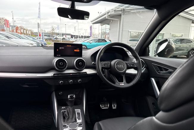 AUDI Q2 Photo 39