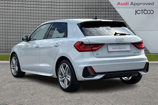 AUDI A1 Photo 3