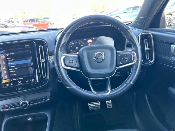 Volvo XC40 Photo autoimg-0690efedcd160750fb3e482f769fb9f3393d2d06.jpg