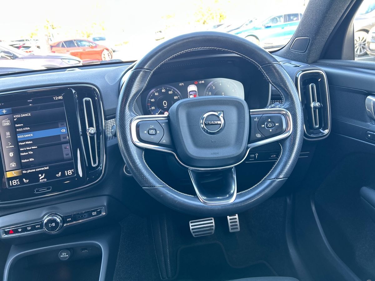 Volvo XC40 Photo 13