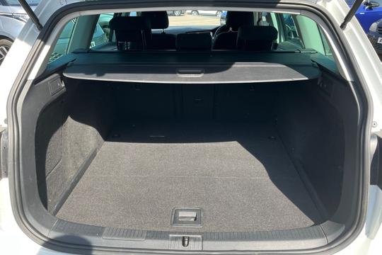 Volkswagen Golf Photo autoimg-06988680e36098ea46400e2286642390f4018248.jpg