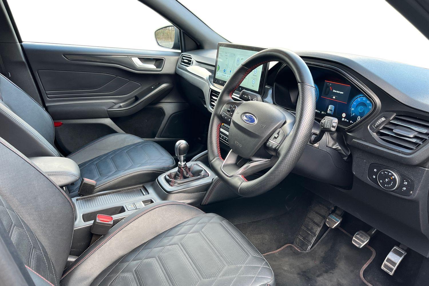 Ford FOCUS Photo 8
