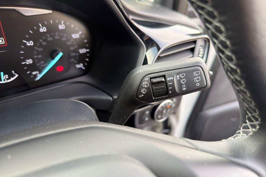 Ford FIESTA Photo autoimg-069cd37663c0aee7705d8c382b5ab36ea84b2405.jpg