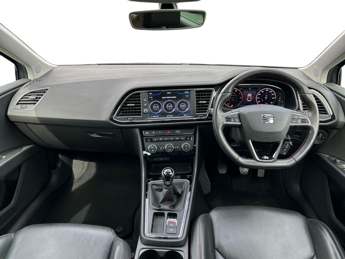 SEAT Leon Photo 8