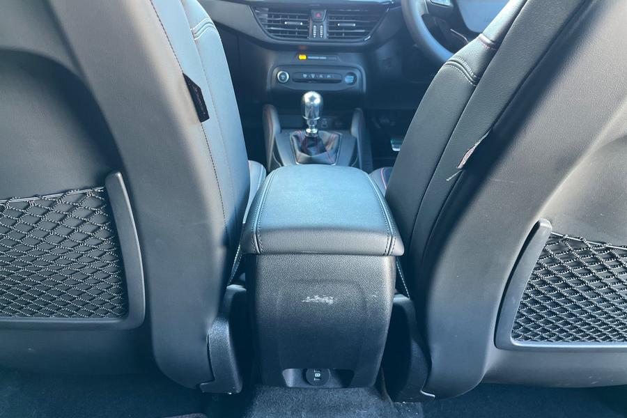 Ford Focus Photo autoimg-06a30566c8f6e6ffb73527a4a70364fc9ad47e3a.jpg