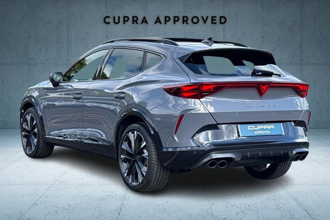CUPRA Formentor Photo 3