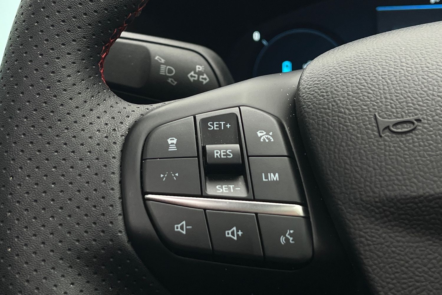 Ford Kuga Photo 36