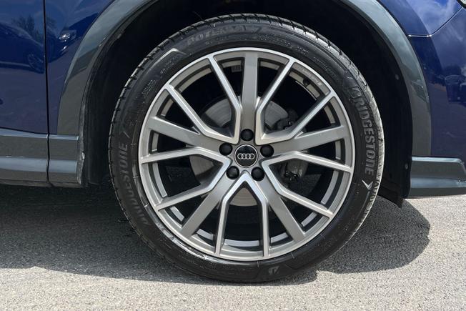 AUDI Q3 Photo 5