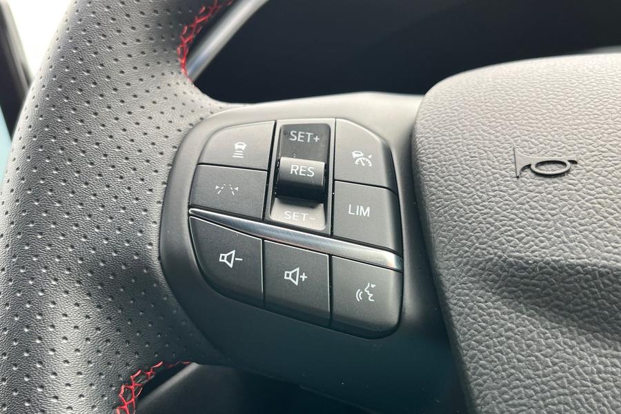Ford KUGA Photo autoimg-06ae4fe519dbf31531e50a74c75128064d666d90.jpg