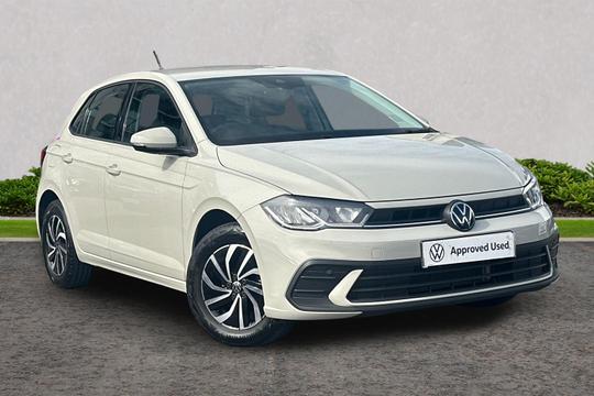 Volkswagen Polo Photo autoimg-06aef1664429e349fc253823126168c9f41aae26.jpg
