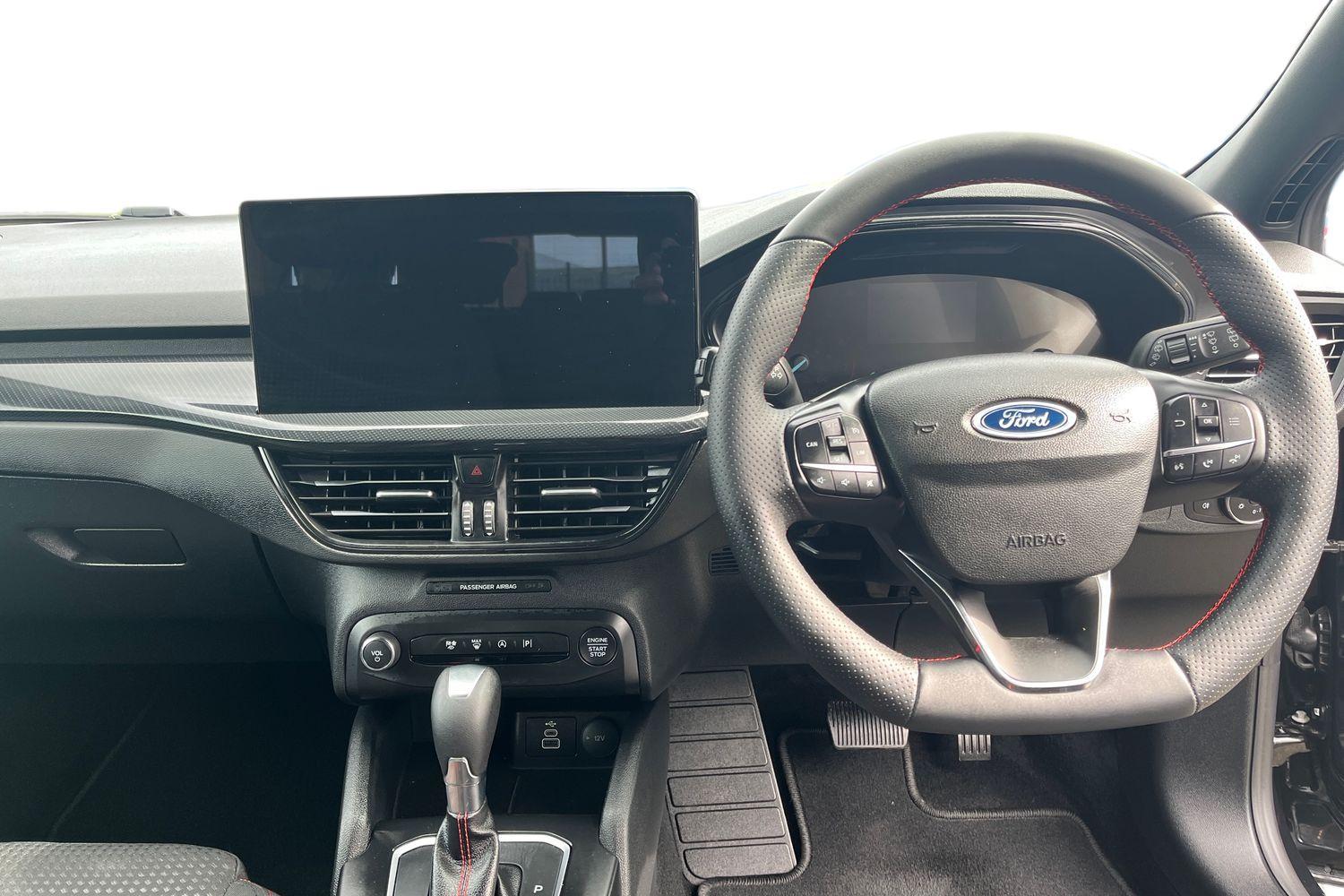 Ford FOCUS Photo 10