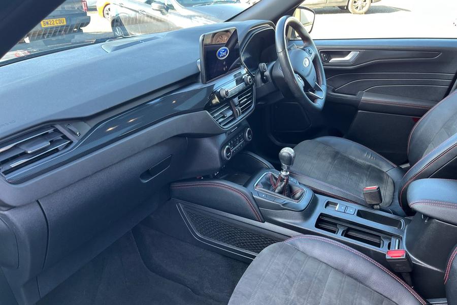Ford Kuga Photo autoimg-06b807bf024b42e9f5eaba4ac78425748f709faa.jpg