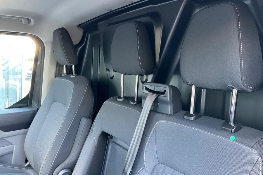 Ford TRANSIT CUSTOM Photo autoimg-06b8a4b2d2b3b21a4ec6fa32e14b7342a6a84303.jpg