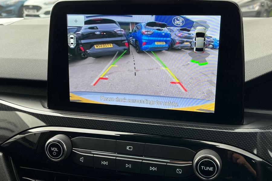 Ford Kuga Photo autoimg-06ba78ce30d3fbdb227d6924888c51cc1ab930f4.jpg