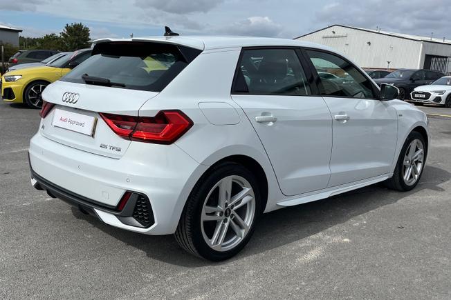 AUDI A1 Photo 27