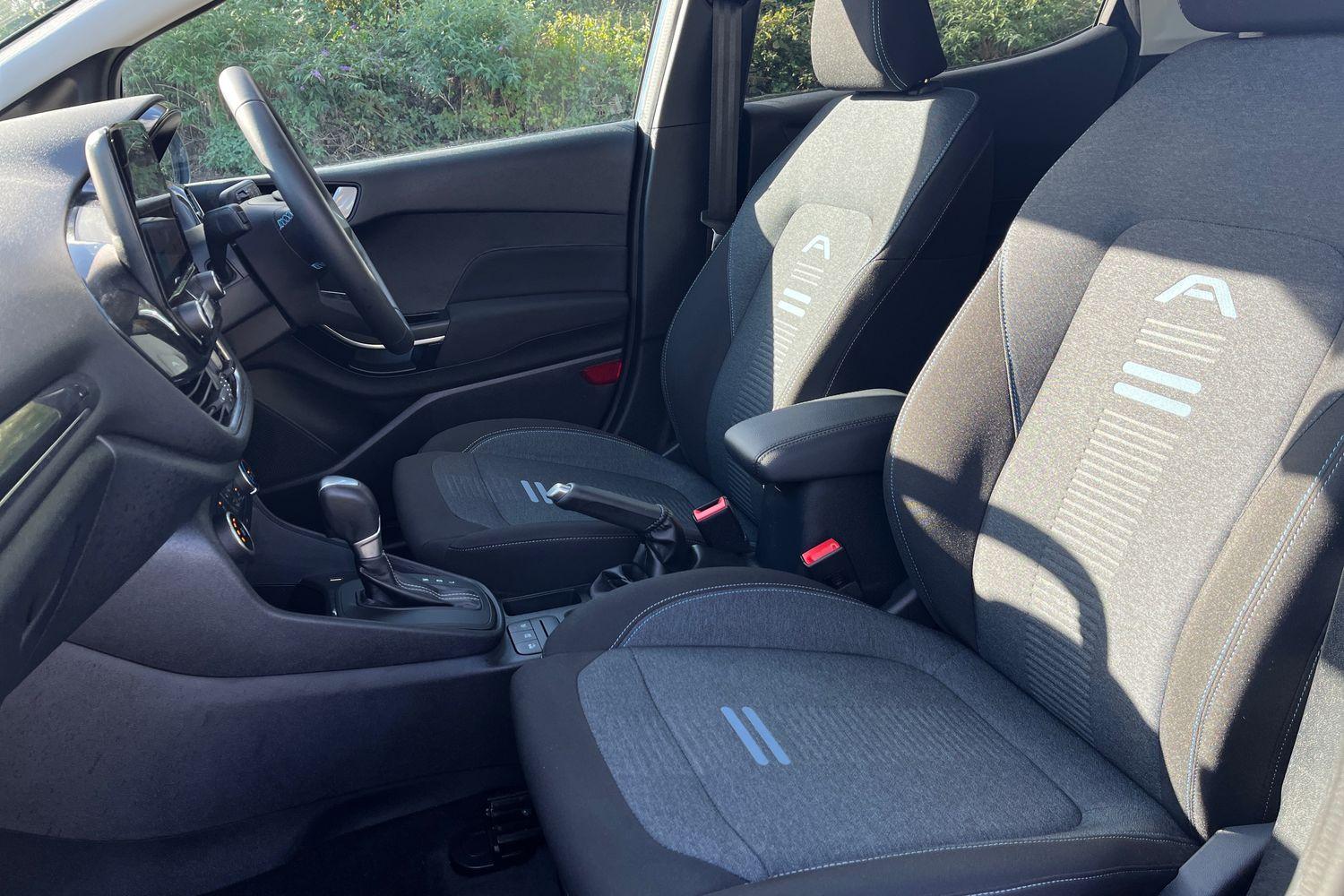 Ford Fiesta Photo 18