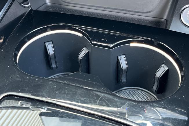 AUDI A4 Photo 28