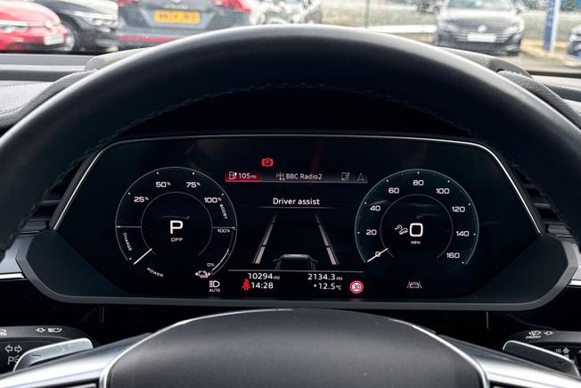 Audi Q8 Photo 54