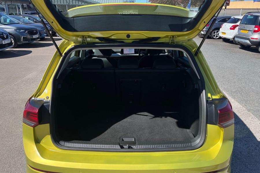 Volkswagen GOLF Photo autoimg-06c0adf830142bb527994d2857039d23da893da0.jpg