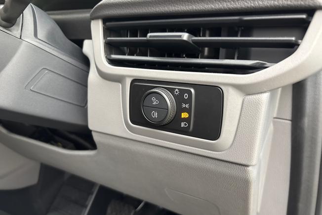 VOLKSWAGEN e-Transporter Photo 25
